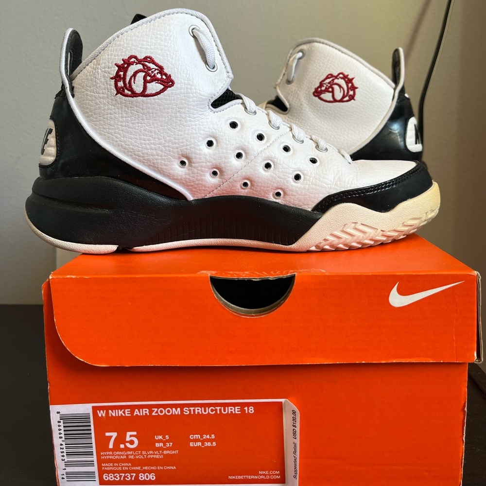 Men’s Nike Zoom Basketball Shoes 
NikeID Customize - Picture 3 of 15